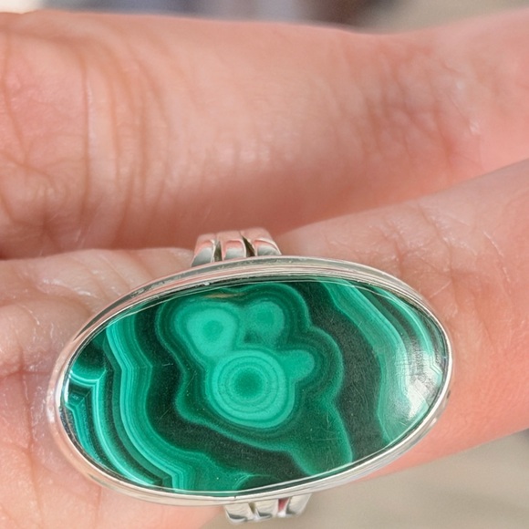 Congo Malachite Ring • Solid 925 Sterling Silver • Size 5 - Picture 5 of 6